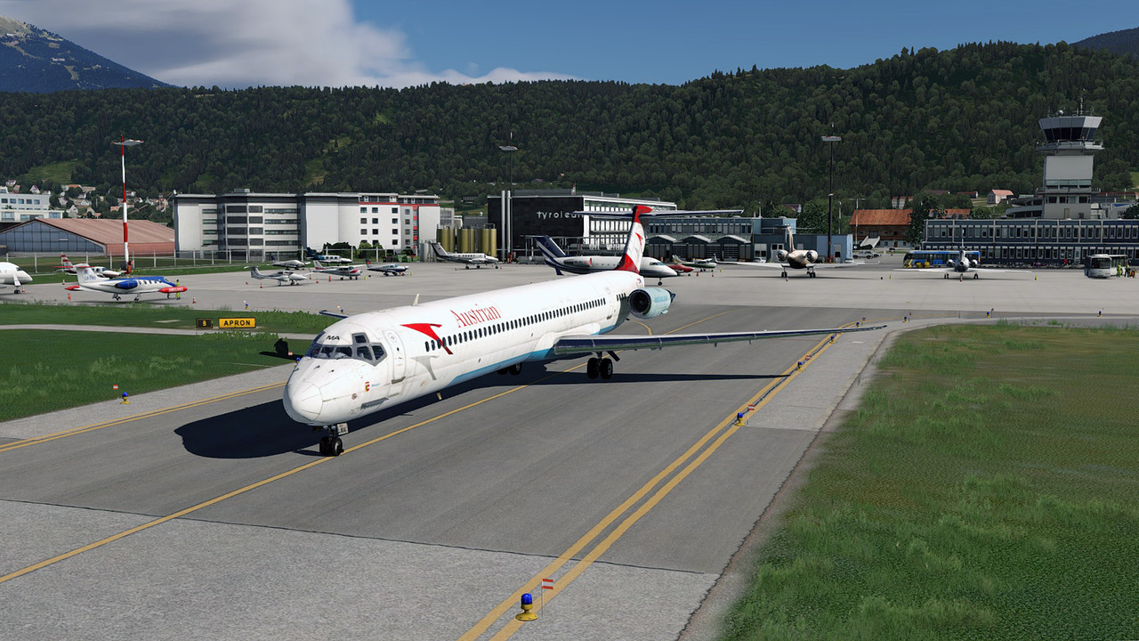 Innsbruck-LOWI-MD80-4.jpg