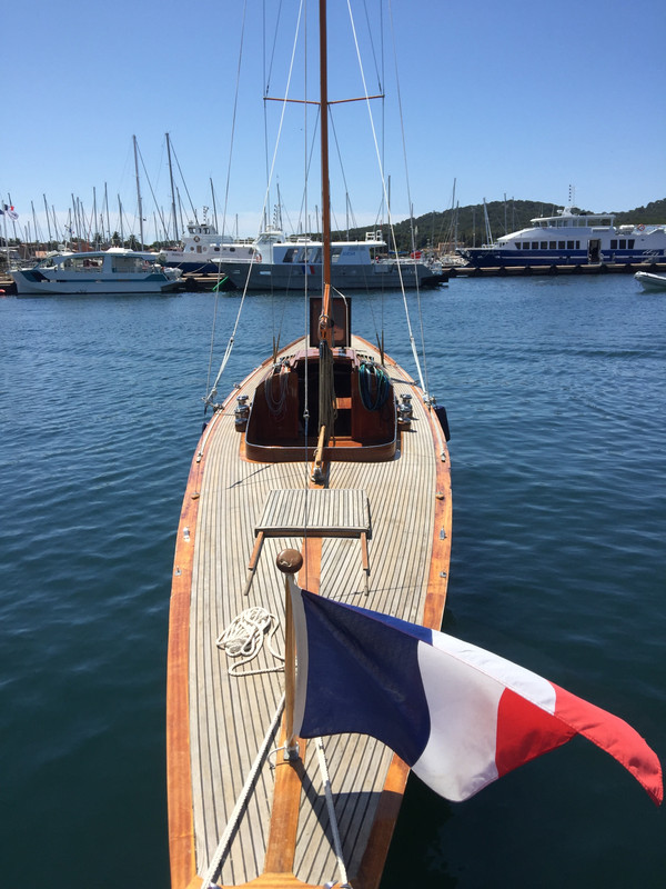 5E2E709B-2ED2-4017-B7CF-936D0E5DB88B