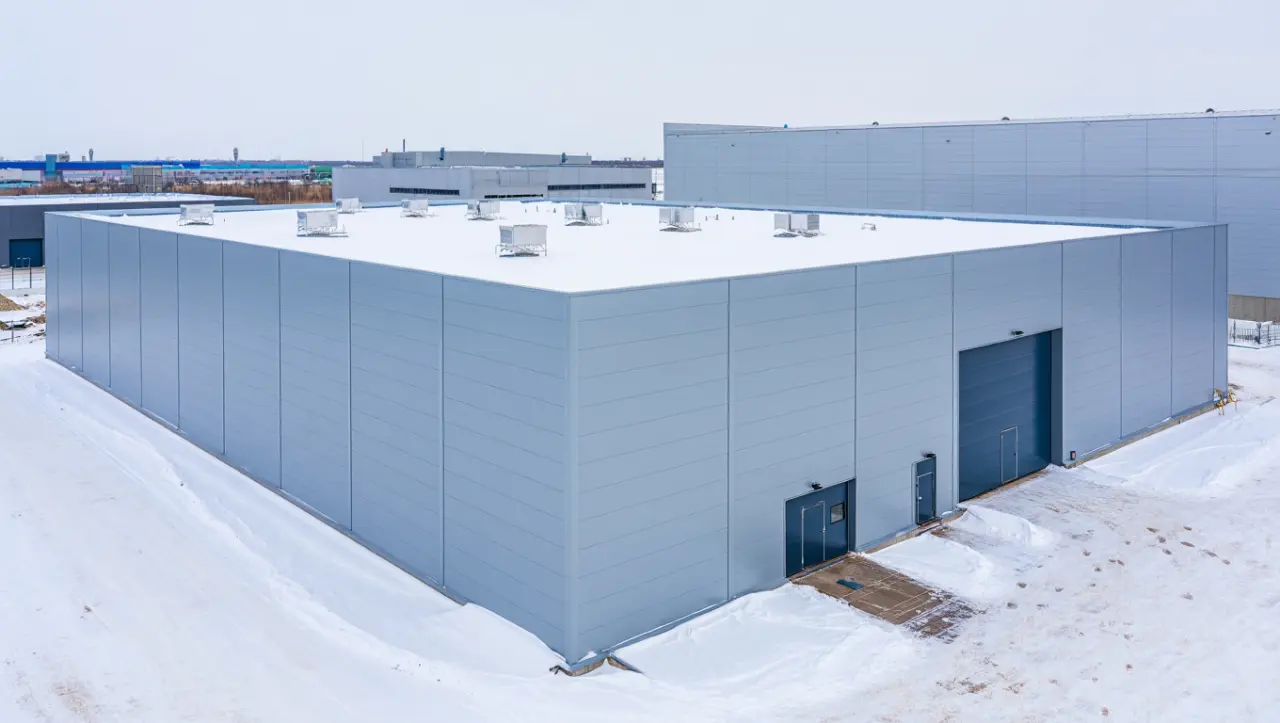 Постройка из сэндвич панелей