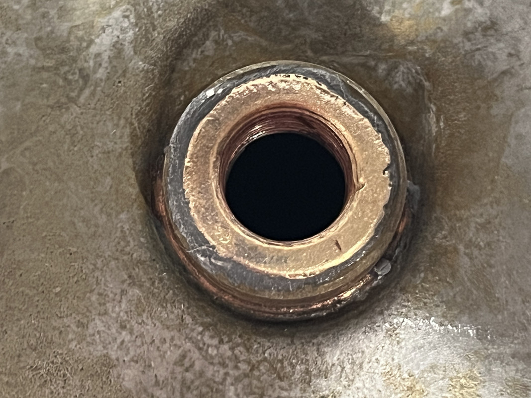 343E56DE-3167-476A-9A59-677886A96E51