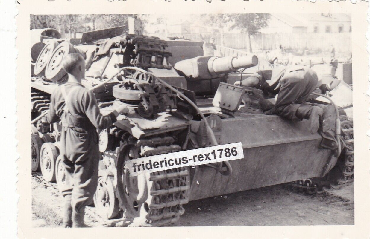 Foto Panzer Tank StuG Abt. Sturmgeschütz Sturmartillerie Kampfpa