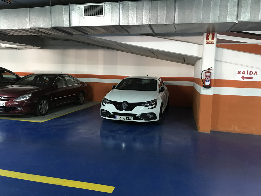 C8F00B50-0F9F-4119-B886-989B20554337