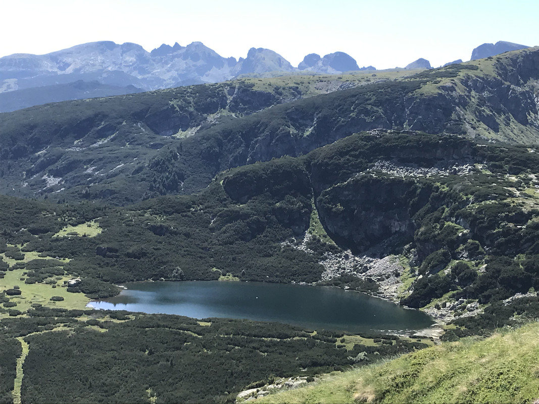 EB8F4972-72A3-4E17-AF57-FE5F577CC56F