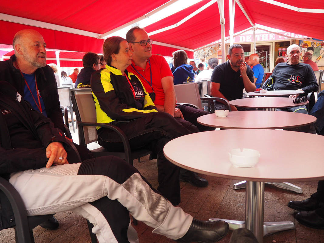 976A0D1B-3D39-4DE4-A3AA-698B77EA7F44