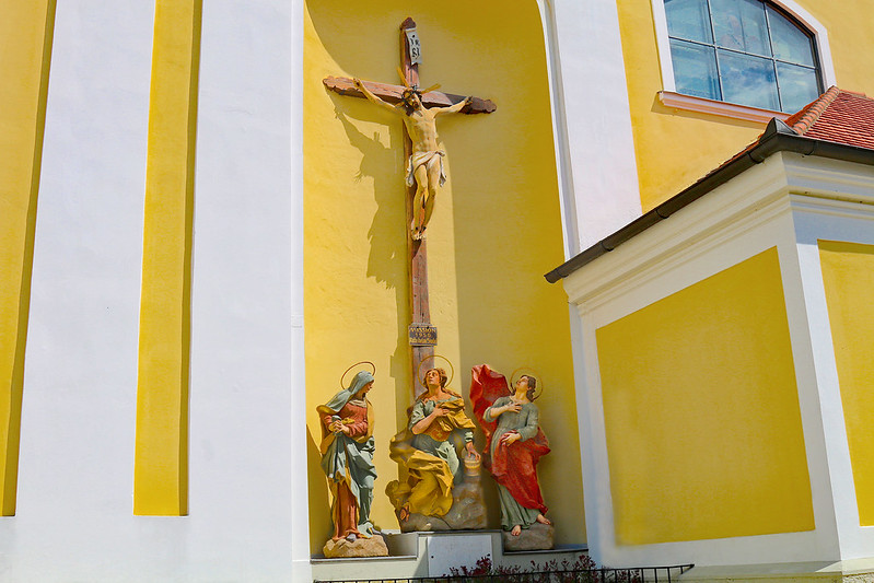 yellow-crucifix.jpg