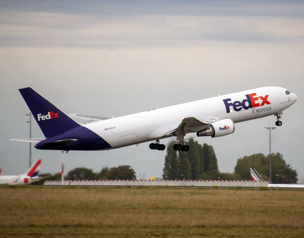 Fedex B763