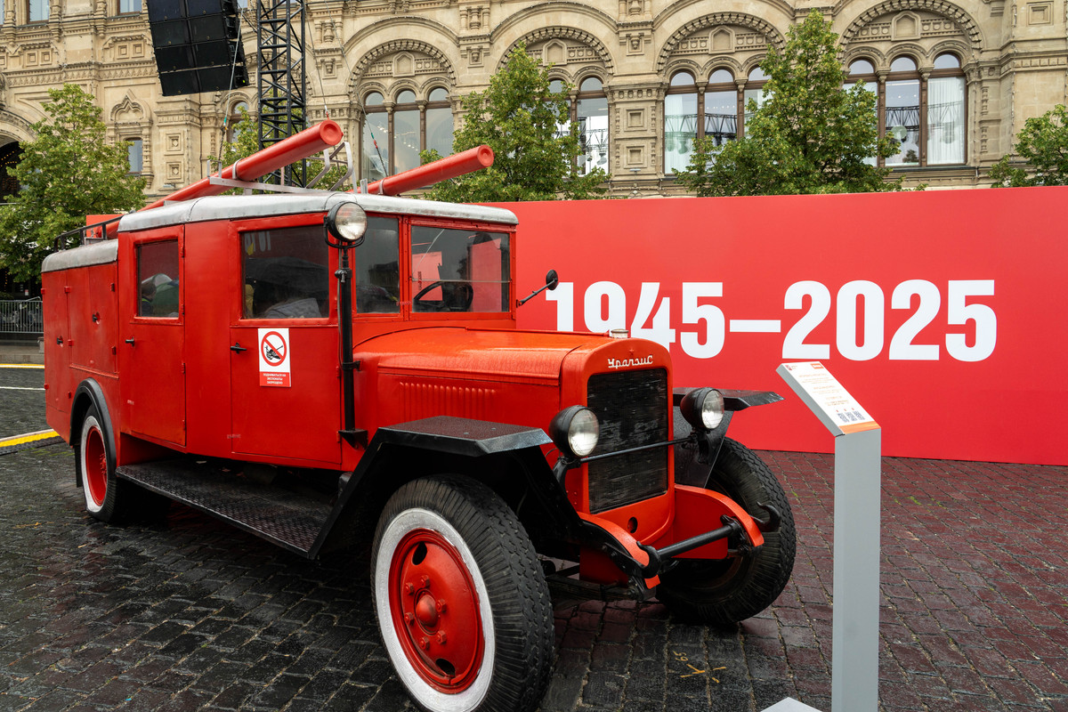 2025.06.22_A7C2 sel24-105_03727