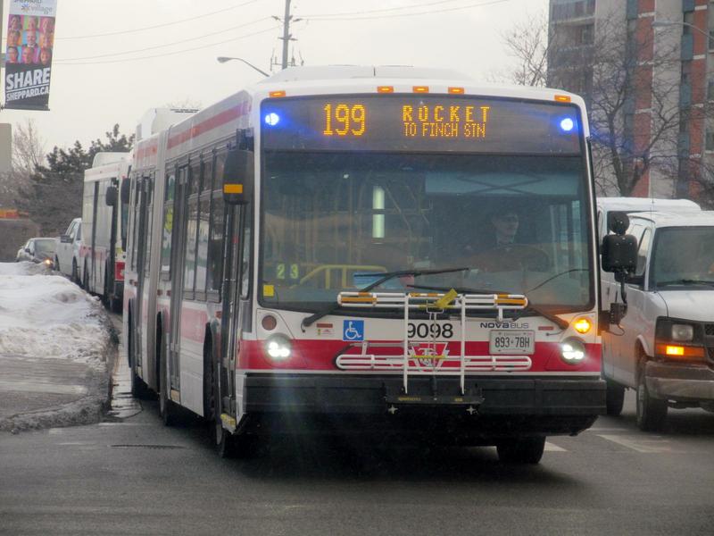 ttc9098-199finchrocket.jpg
