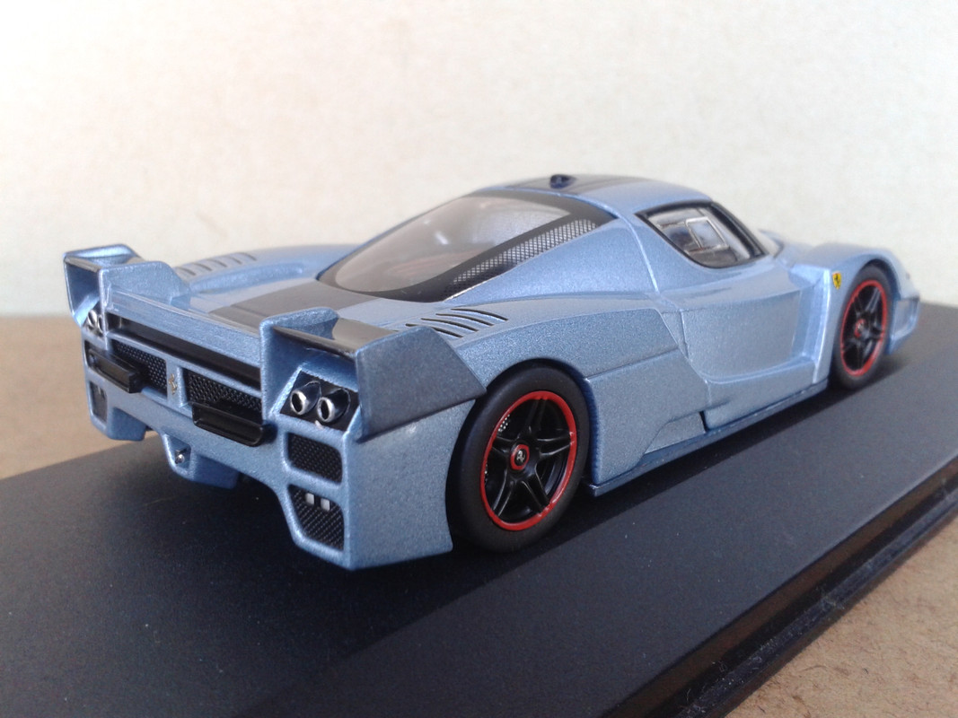 2005 Ferrari FXX (Hot Wheels Elite) (5)