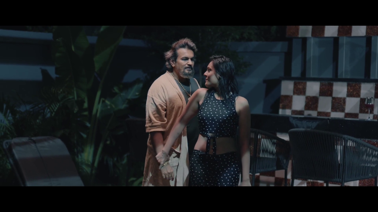 vlcsnap-2025-06-09-22h45m56s915