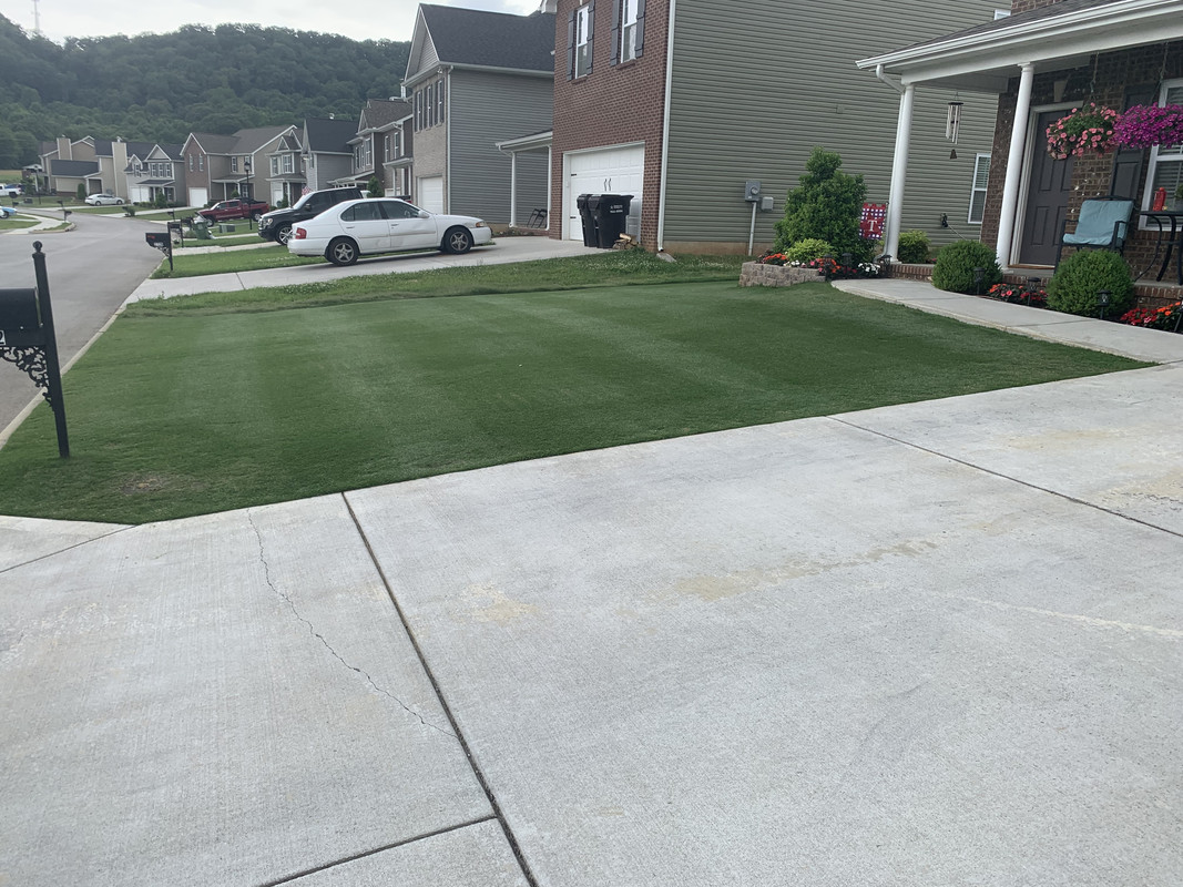 1851B51D-6BE8-4E29-B4A4-5F7588CC972B