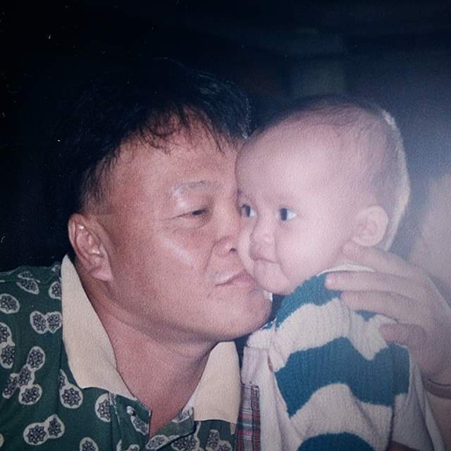 ayah bersama anak kecilnya