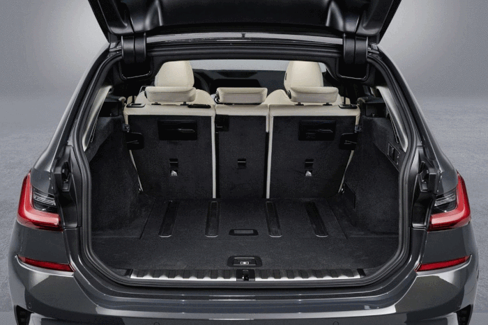 Megújult a legkisebb BMW kombi 92 bmw-3-touring-01