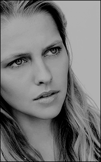 Teresa Palmer 53