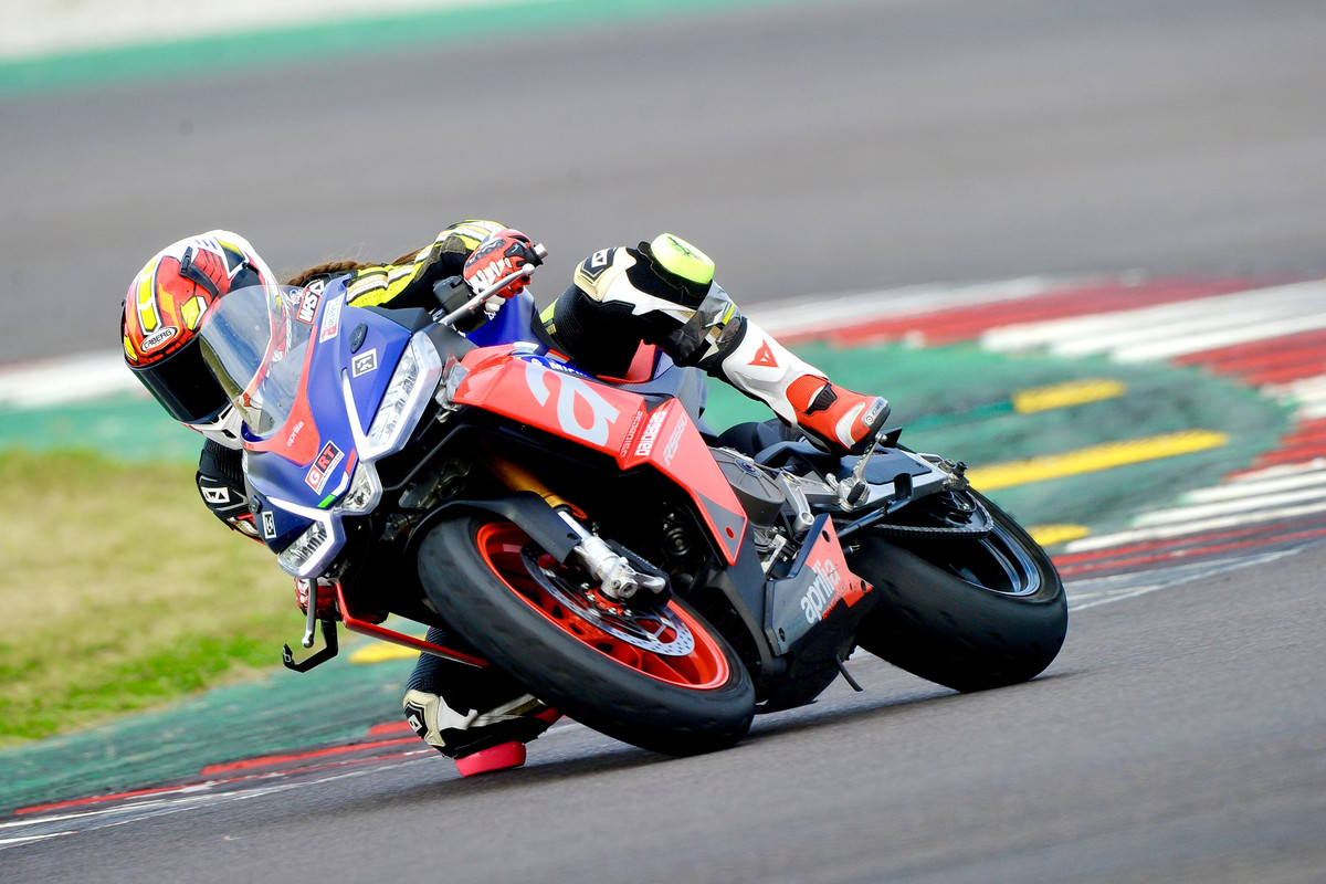 B534A2F6-62DA-4756-A960-8572919BBDE0