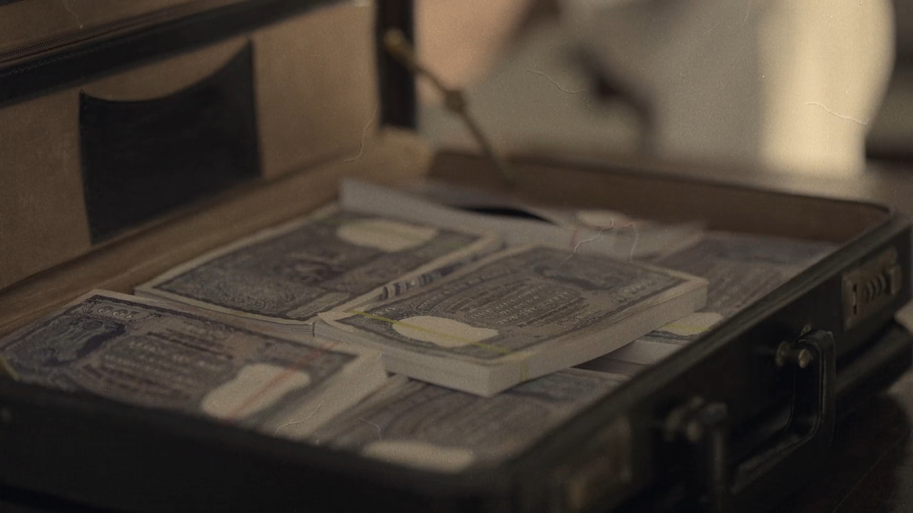 The Roshans 2025 S01E01 Netflix 1080p WEB DDP x264-NM21.mkv_snapshot_11.06.727