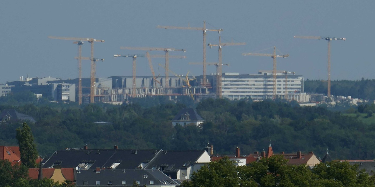 Bild: https://i.postimg.cc/qqv8zRcd/P1220742.jpg