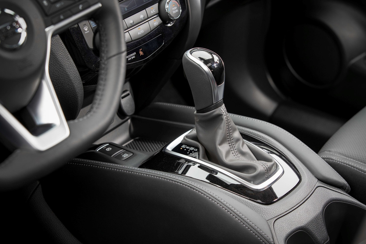 2020 Nissan Rogue Sport (23)