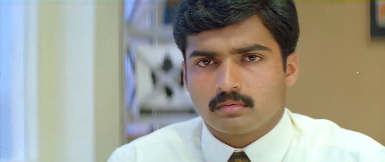 Mounam Pesiyadhe 2002 WebRip [Tamil] 480p, 720p ESub Screenshot