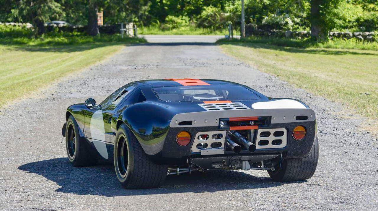 FF33B125-470C-4CEB-BF25-9630358FF947