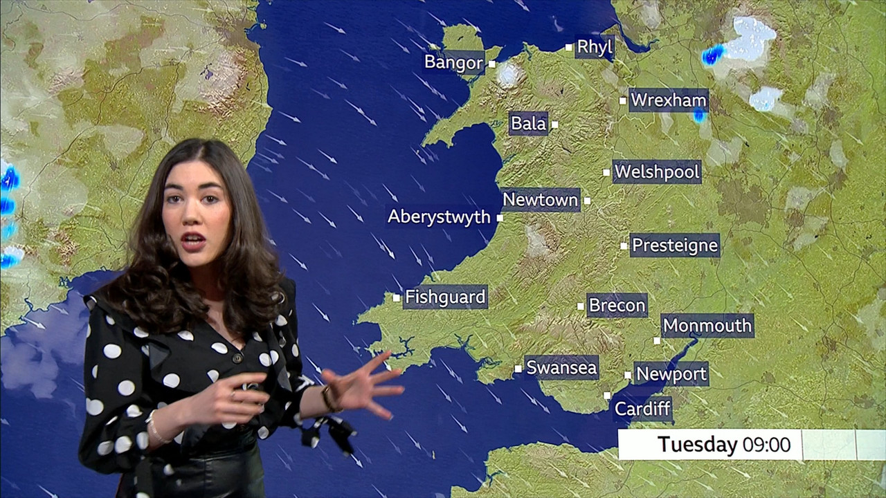 03.13 - 13.30.00 - BBC Wales Today. The latest news, sport, weather a....ts_snapshot_17.06.375