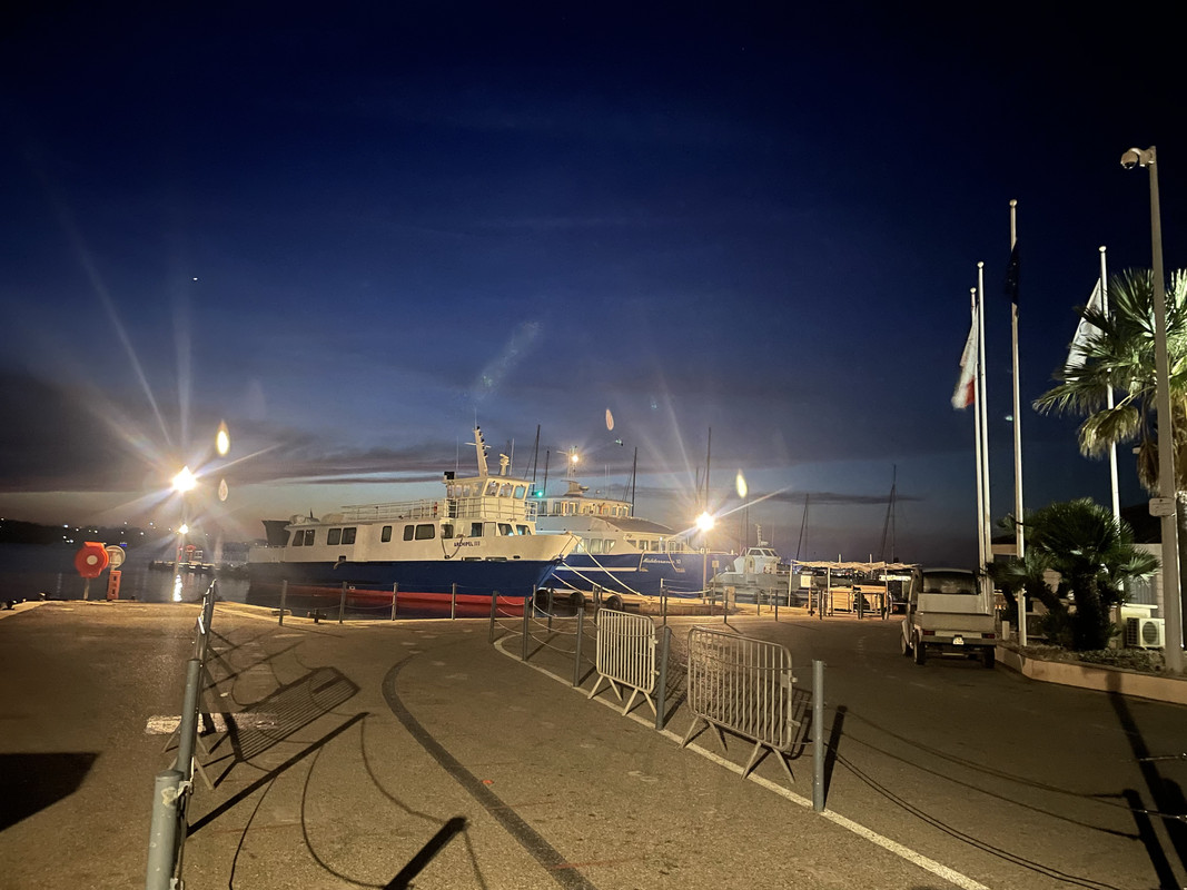 9131D7BA-F876-45EC-8A7D-F3088026B349