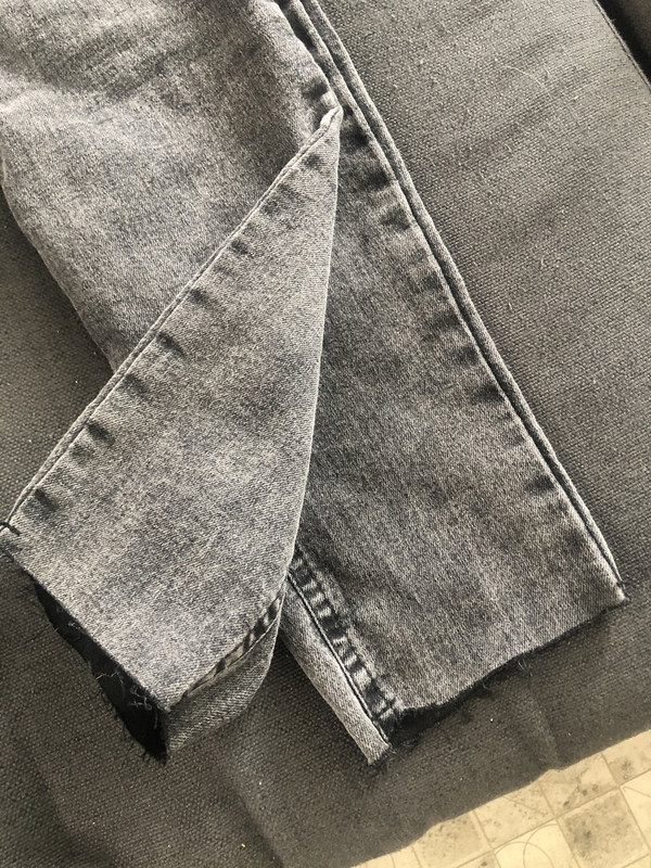 3070B805-545C-4575-AFF5-FA622D69BFE7