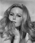 Veronica-Carlson-a45