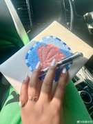 72fd082bly1i8za7gt1g4j22c03407wi