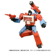 Studio-Series-Perceptor-2