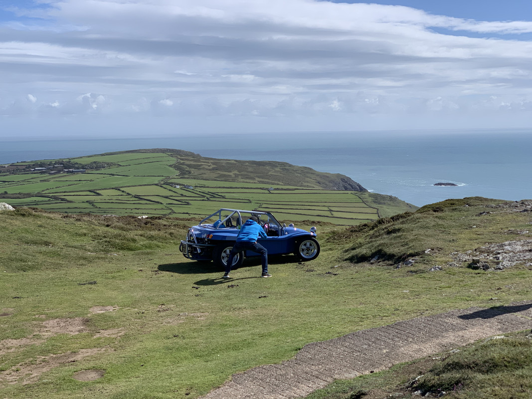 33034D9A-44D4-4D01-9930-B92C4D6A97AA