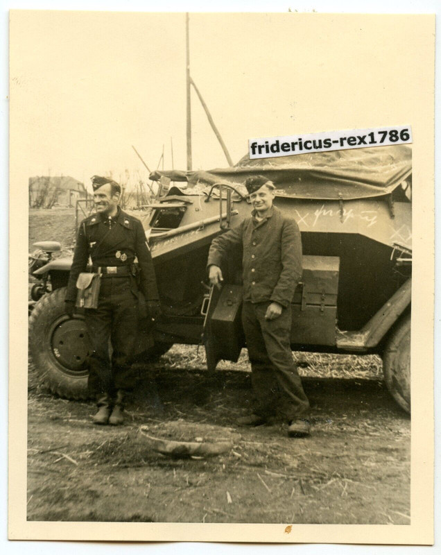 G68 Foto 1.Pz SpKp Ostfront Kampfraum Charkow HKL43 Panzerspähwagen Sd.Kfz. 223