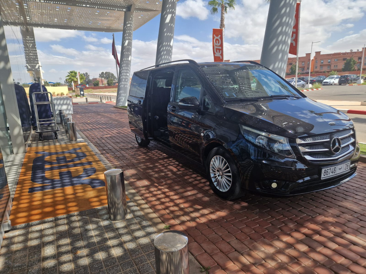 Minibus événementiel pour séminaire ou groupe à Marrakech