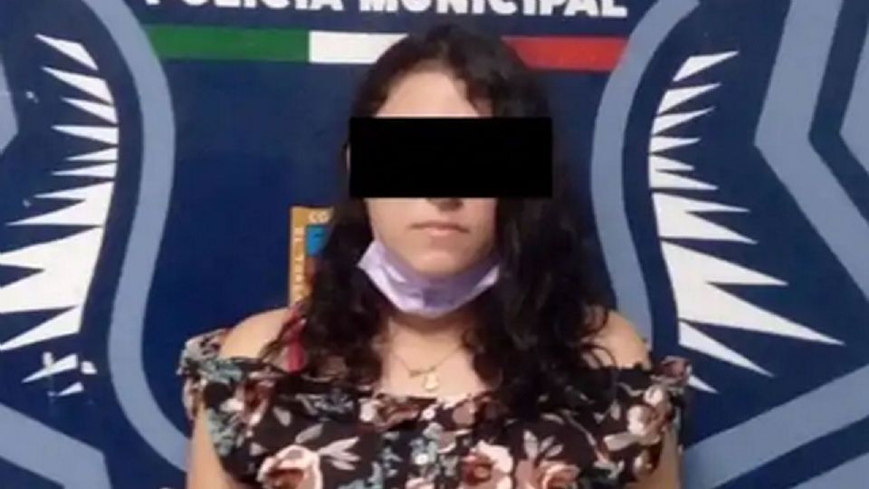 Mujer de 28 años es detenida en Ciudad Obregón; robó lentes de sol de tienda departamental