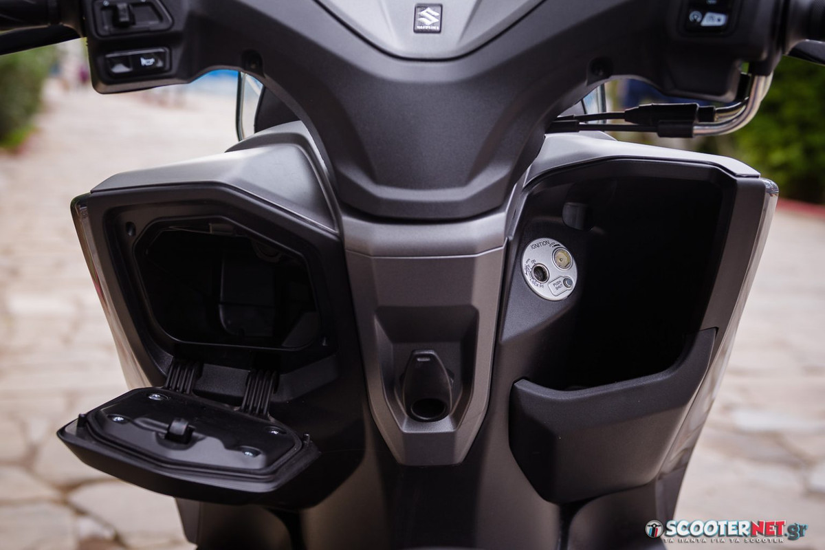 0010.Suzuki-Burgman-EX125-1536x1024