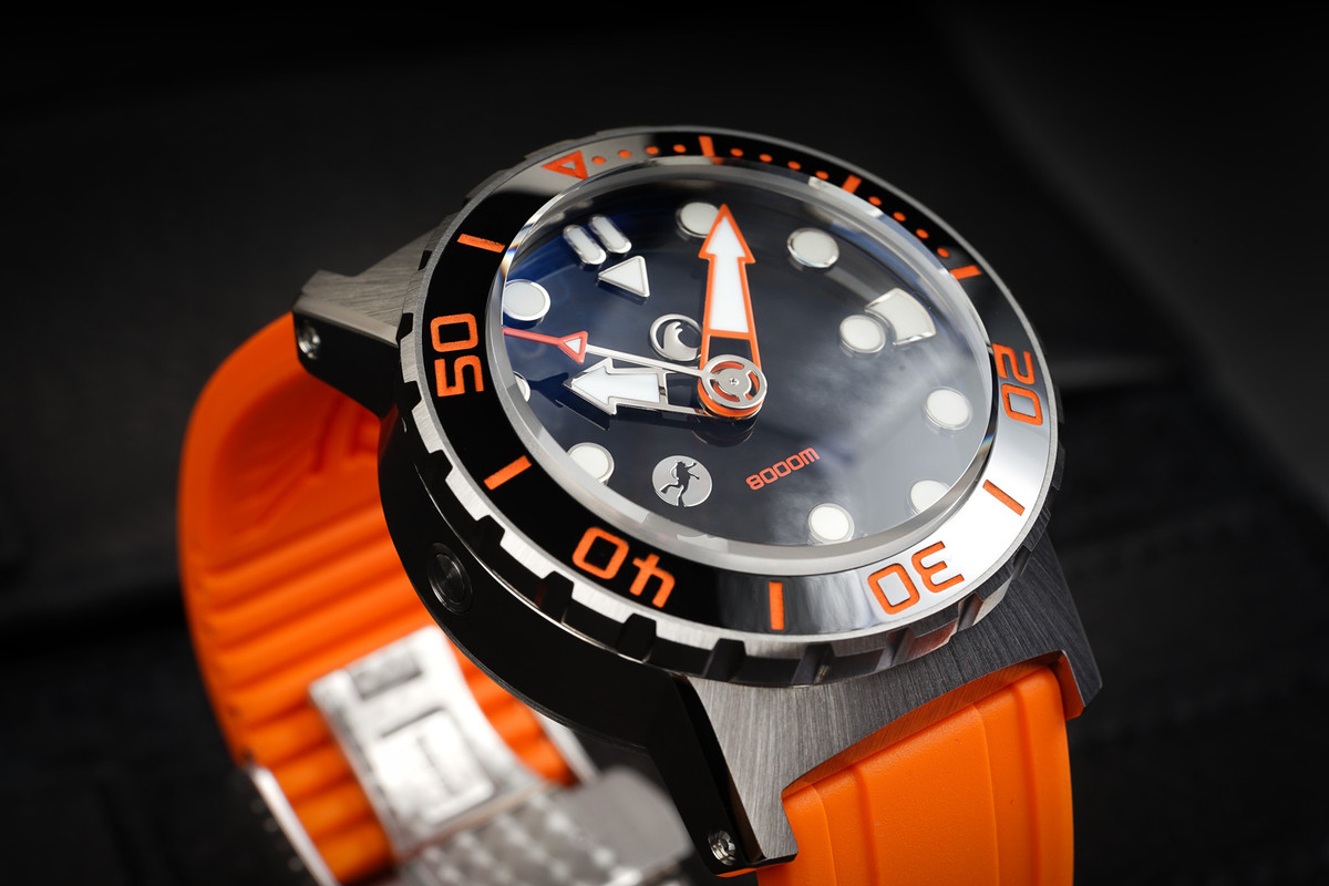 h2o-kalmar-2-oceanictime-8000m-004-1000 (1)