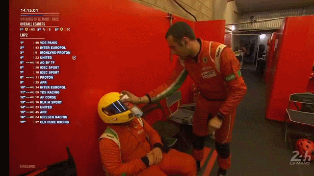 momentos-Auto-1934061029480079433.gif