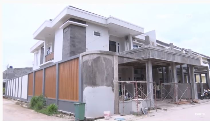 Penampakan rumah baru Zaskia Gotik
