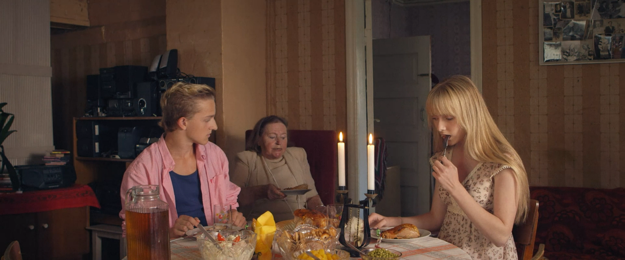 mpv shot Kirsitubakas 2014 1080p AMZN WEB DL AVC Нечипорук 00 06 42 0004