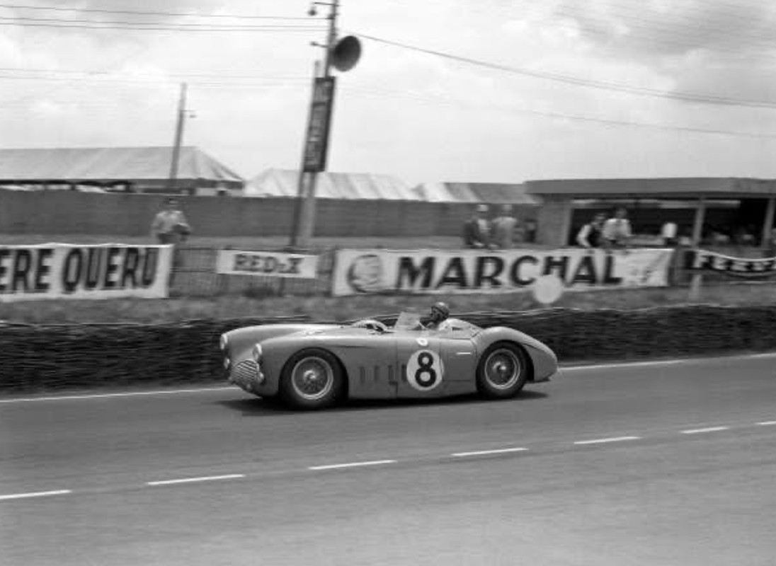 CCD60385-108A-4A21-B5FC-6C6FBB842772