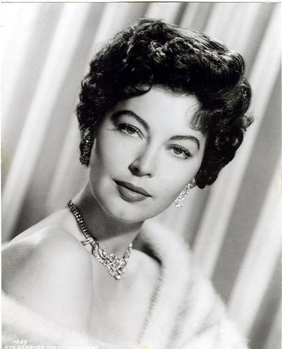 Ava_Gardner_c81