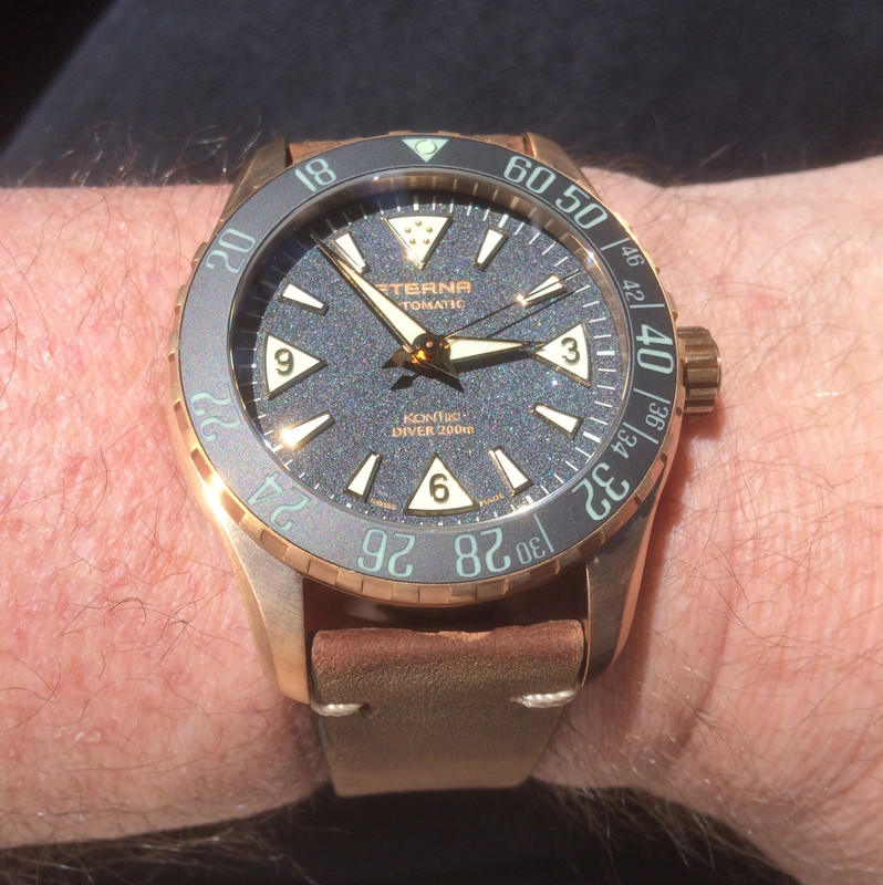 CF75458E-A714-4E7C-8BA8-9B9C00F17359