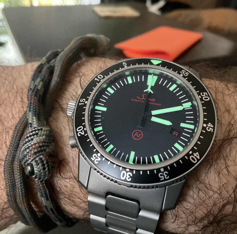 F617B8F0-3E8B-4062-81A5-077E222654EF