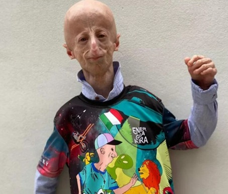 Un anno senza Sammy Basso. La mamma: “Ci manca, ma il suo amore continua a fiorire intorno a noi” dans Articoli di Giornali e News Sammy-Basso