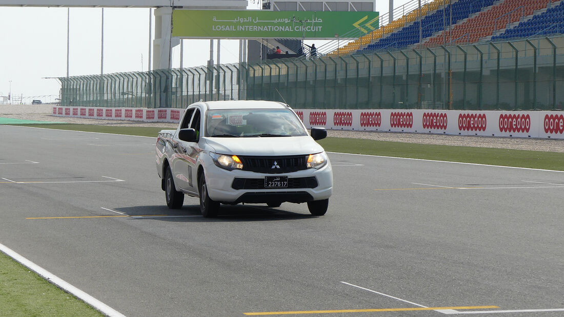 Impressionen-Formel-1-GP-Katar-Donnerstag-18-11-2021-169Gallery-8a04195-1851557