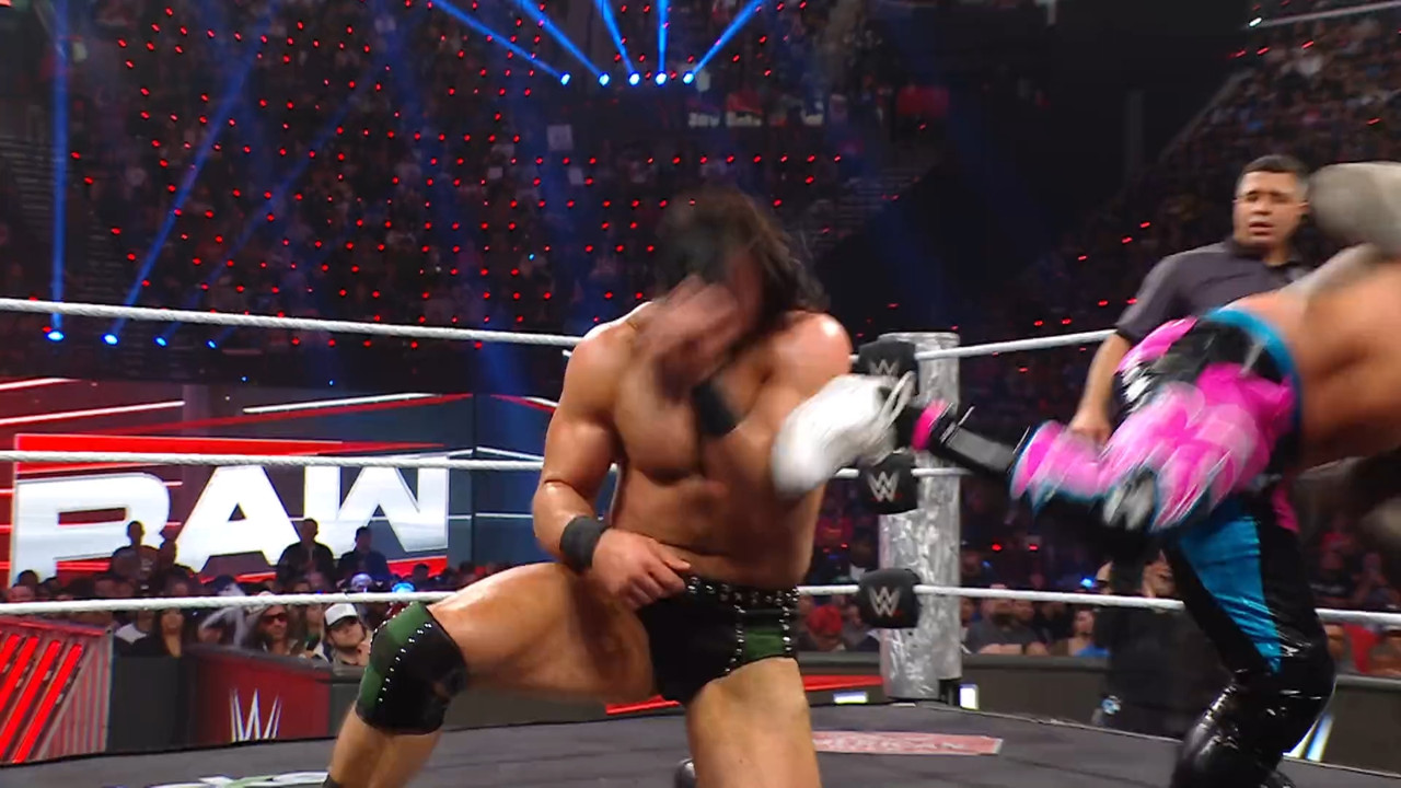 Raw 2025 S33E01 Netflix 1080p WEB DDP x264-NM21.mkv_snapshot_01.49.49.850