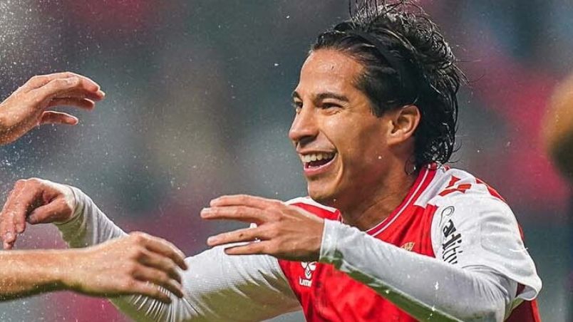 Diego Lainez: El delantero mexicano tiene ofertas de la MLS, España...¿y Chivas?