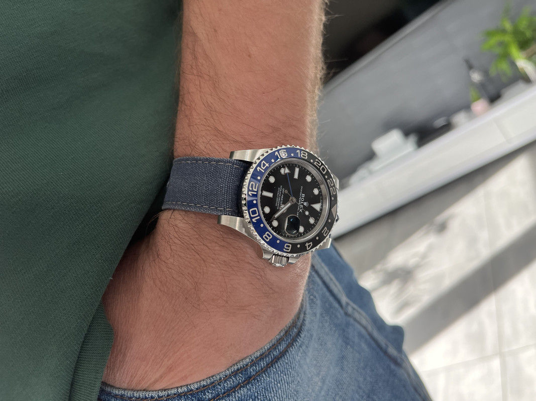 F269C17F-7F40-4AD0-85B0-66C6158EB07A