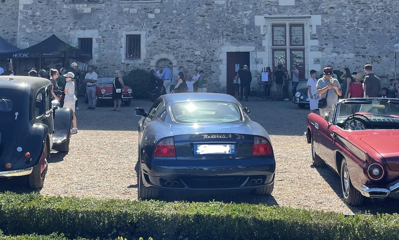 B822DB45-3DAC-46F2-90E1-316042E34EBB