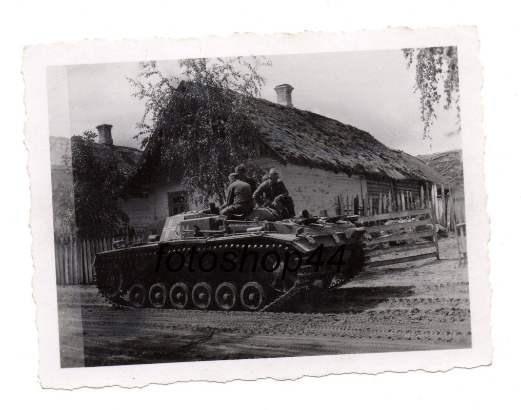 WH Panzer Sturmgeschütz StuG mit Kennung Nummer